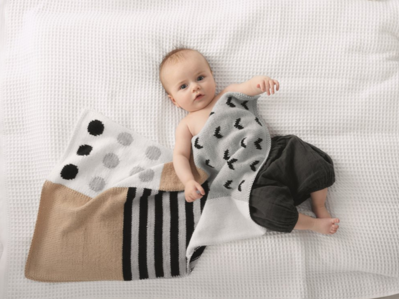 Beatrixe Jacquard Blanket in Phildar Free Baby Knitting Pattern