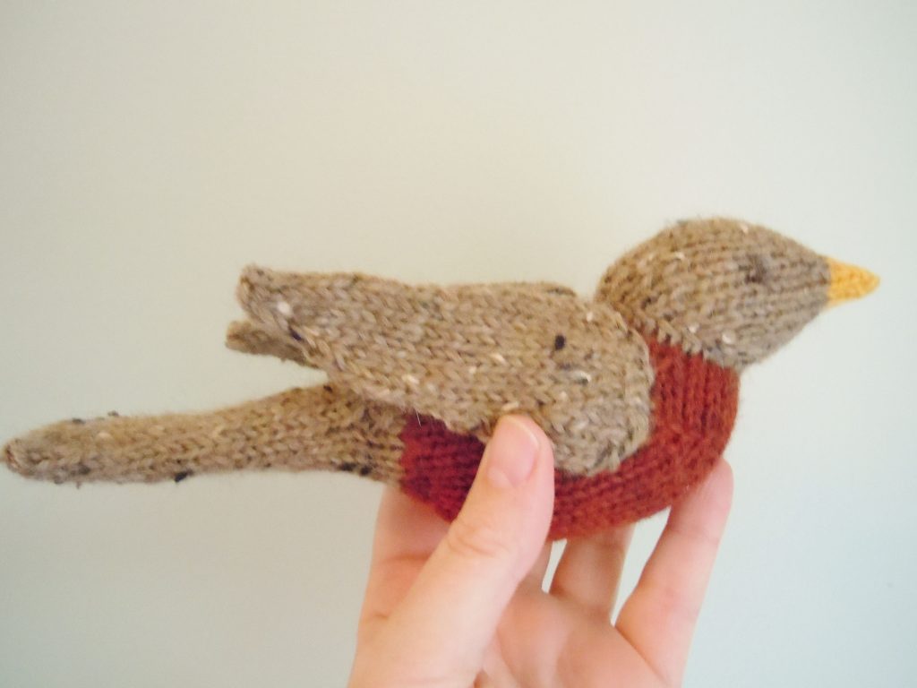 Free Knitting Pattern for a Spring Robin Pattern.