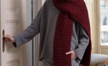 Free Knitting Patter for a Chunky Beginner Scarf