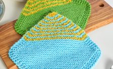 Free Easy Knitting Pattern for a Knit Scrubby Cloth