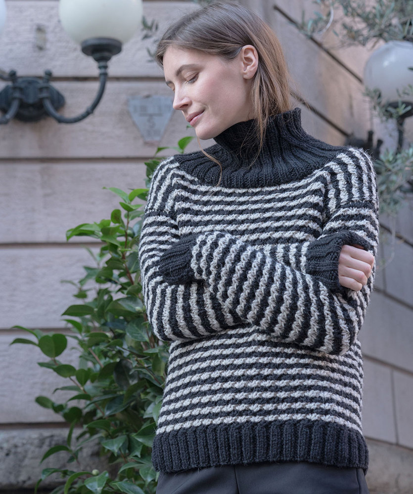 Free Knitting Pattern for a Abbraccio Colorwork Sweater