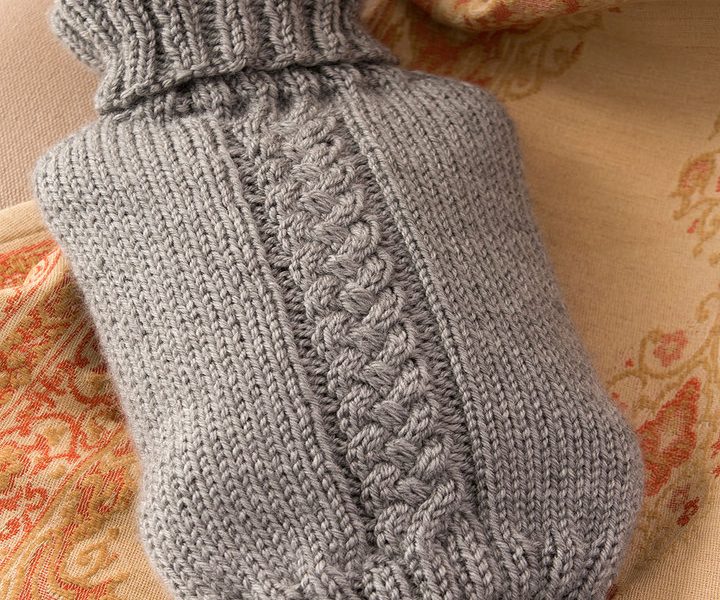 Free Knitting Pattern for a Hot Water Bottle Cover