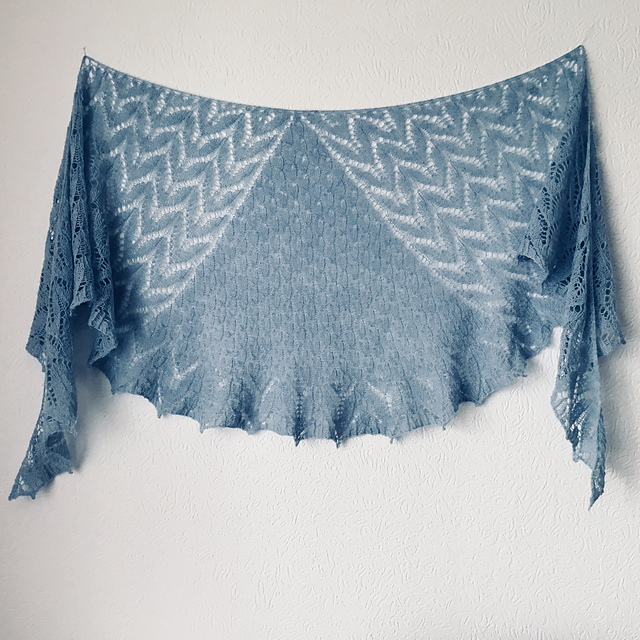 Free Knitting Pattern for a Sweet Lake Shawl