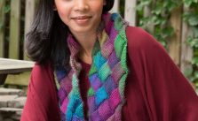 Free Knitting Pattern for an Entrelac Knit Cowl