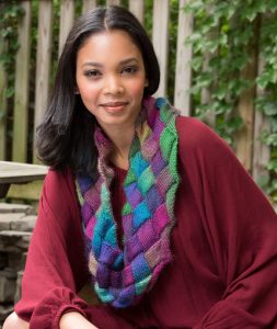 Free Knitting Pattern for an Entrelac Knit Cowl
