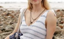 Free Knitting Pattern for and Easy Beach Stripe Top