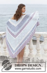 Free Knitting Pattern for a Lace Shawl Liljesjal
