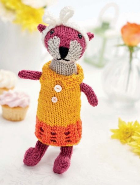 Free Knitting Pattern for an Audrey Otter
