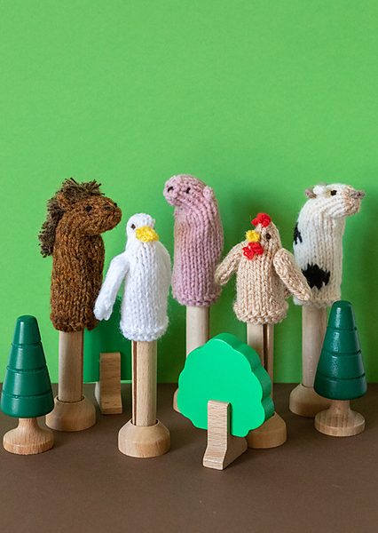 Free Knitting Pattern for Farmyard Finger Puppets