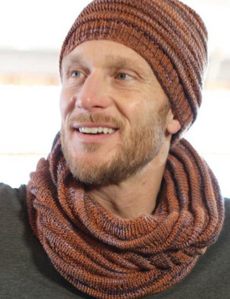 Free Knitting Pattern for a Mans Cap and Infinity Scarf