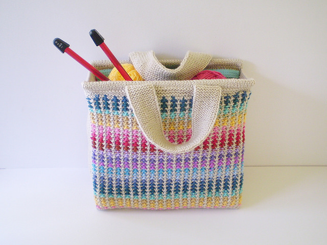Free Knitting Pattern for a slip stitch scrap tote