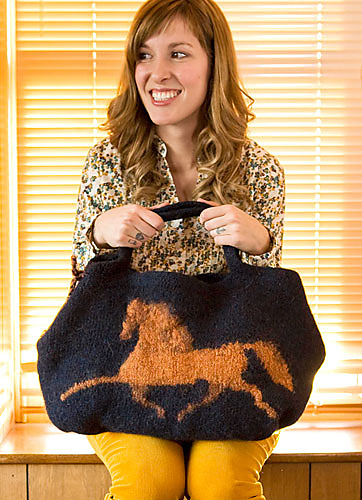 Free Knitting Pattern for an Intarsia Tote Bag