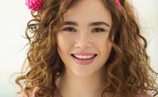 Free Knitting Pattern for a Seed Stitch Bow Headband