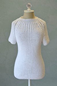 Free Knitting Pattern for a Women’s Raglan Tee