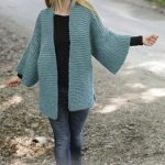 Free Knitting Pattern for a Garter Stitch Jacket Emerald Isle. The piece is worked in garter stitch with shawl collar, split in sides and kimono sleeves.