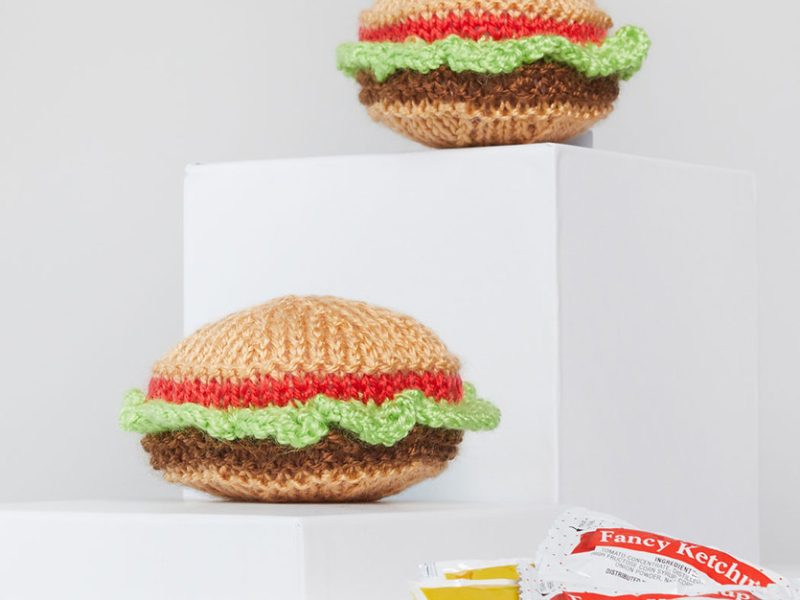 Free Knitting Pattern for a Yummy Knit Hamburgers