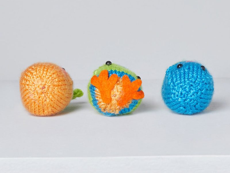 Free Easter Knitting Pattern for Chrissy Knit Chick and the Egg-stras