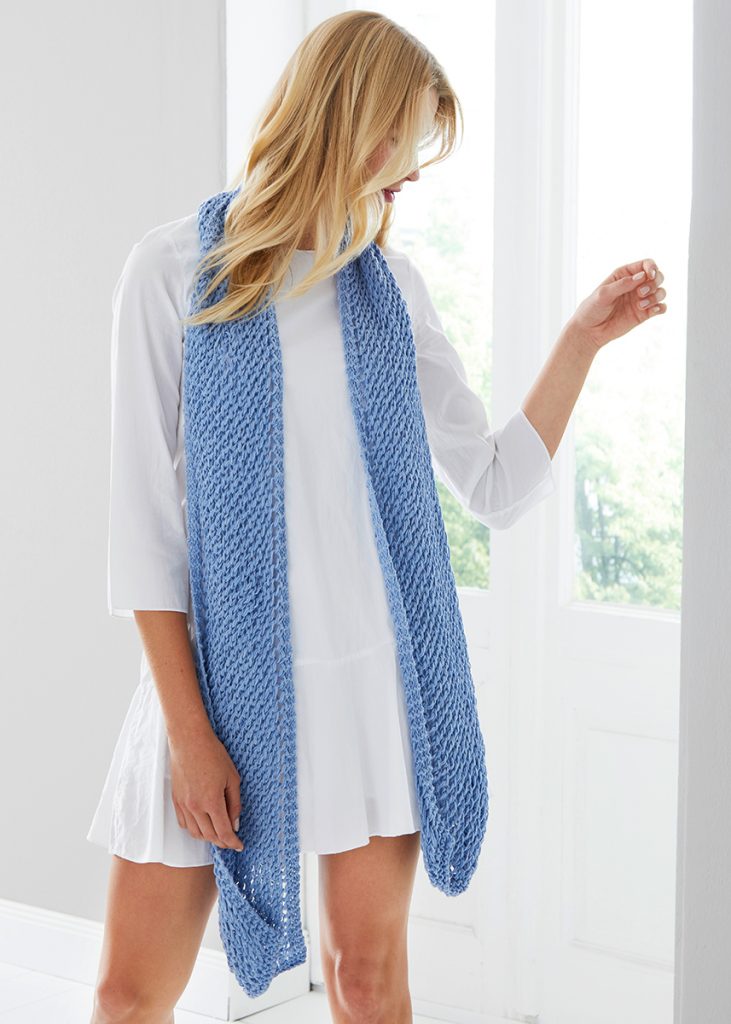 Free Knitting Pattern for a Scarf with a Mesh Stitch