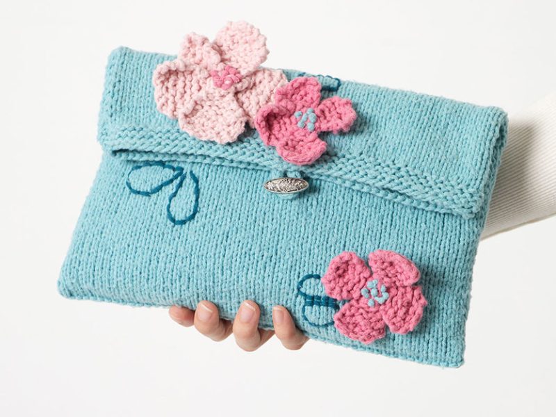 Free Knitting Pattern for It’s a Date Clutch