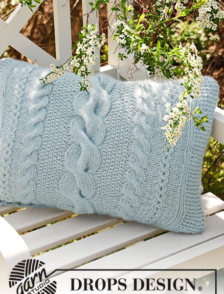 Free Knitting Pattern for a Cable Skye Pillow