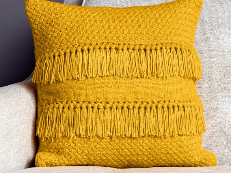 Free Knitting Pattern for a Texture and Fringe Pillow