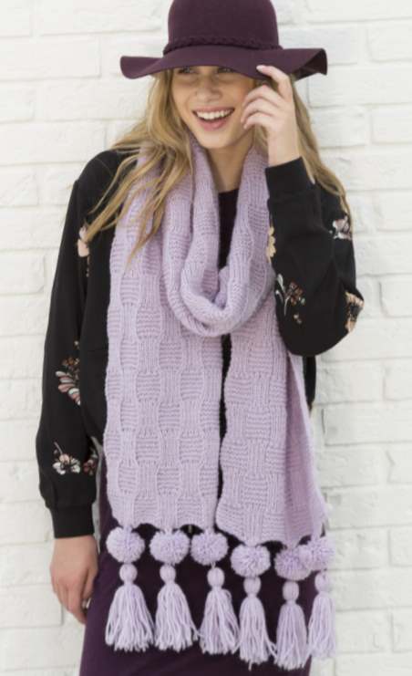 Free knitting pattern for a scarf using Patons wool