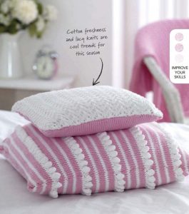 Free Summer Lacy Stripes Cushions