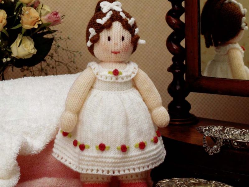 Free knitting pattern for a pretty doll