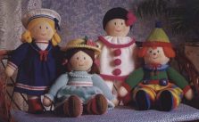 Free knitting pattern for dolls
