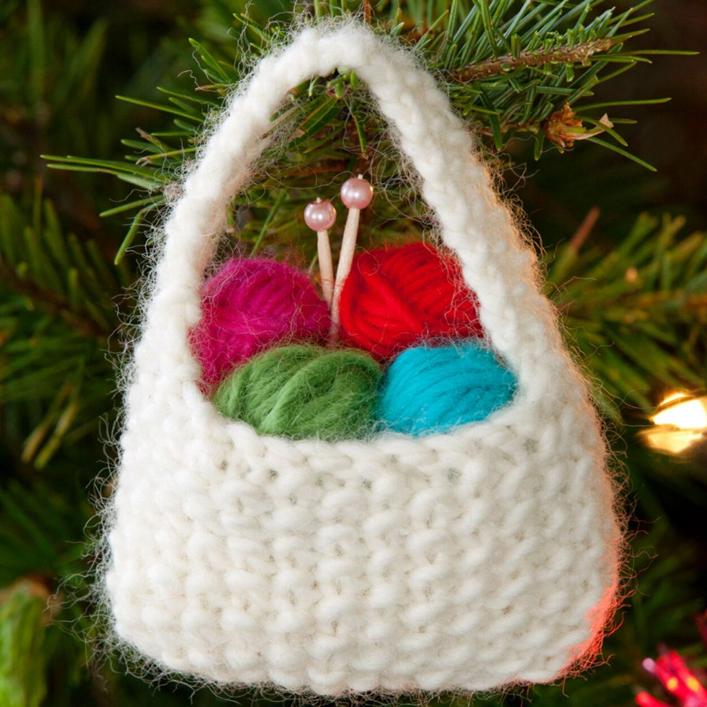 Yarn basket Christmas tree ornament knit pattern