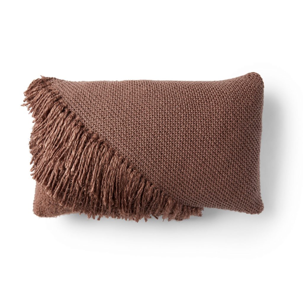 Free knitting pattern for a lumbar pillow