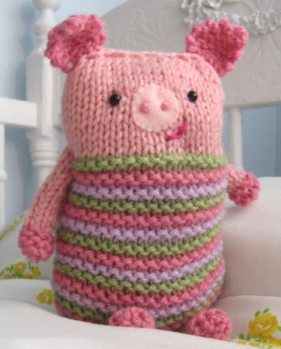 Free knitting pattern for an easy pig toy