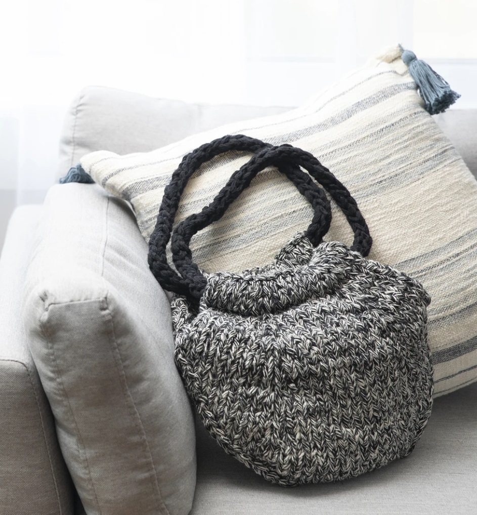 Free knitting pattern for a handbag
