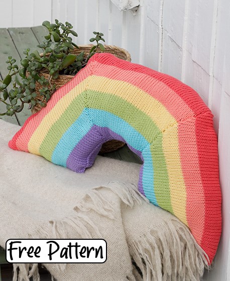 Free knitting pattern for a rainbow cushion