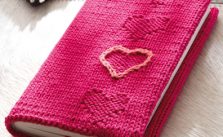 Free Knitting Pattern for a Book cover with heart