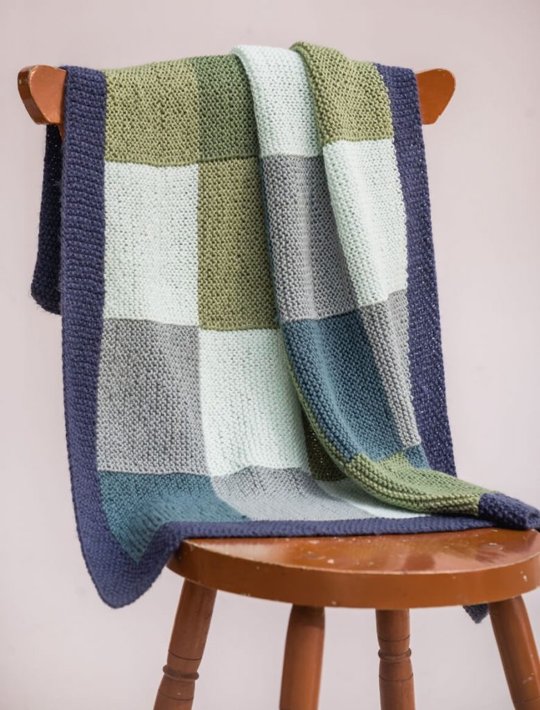 Modern and easy garter stitch free baby blanket knit pattern