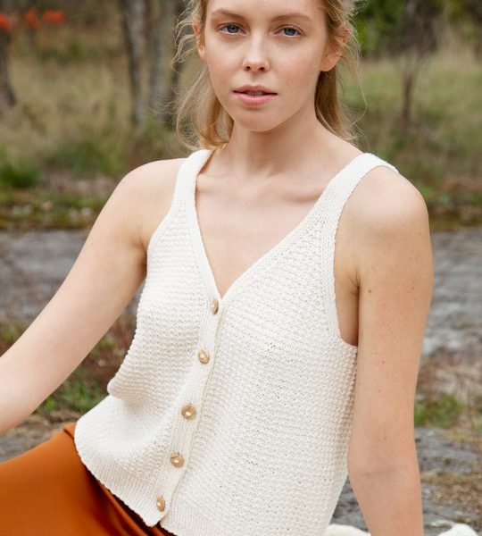Free Knitting Pattern for a Button Up Summer Top