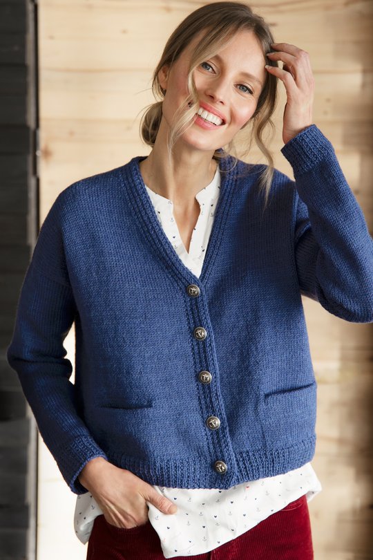 Free classic easy cardigan knitting pattern