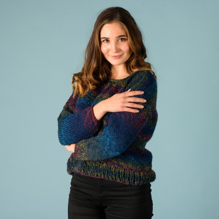 Free knitting pattern for an easy sweater with variegated yarn. Free knit patterns for easy sweater's for women. stockinette stitch pattern.