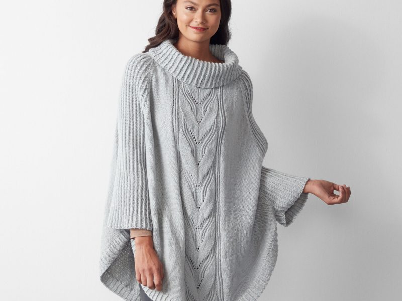 Free Knitting Pattern for a Batwing Swoncho