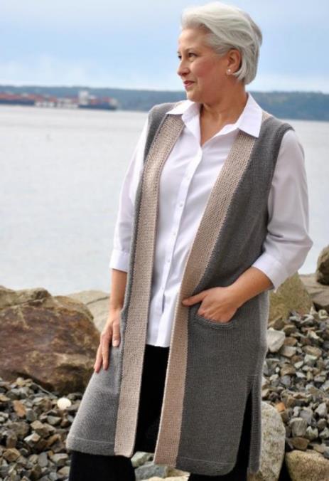 Free knit pattern for a women's knee length vest