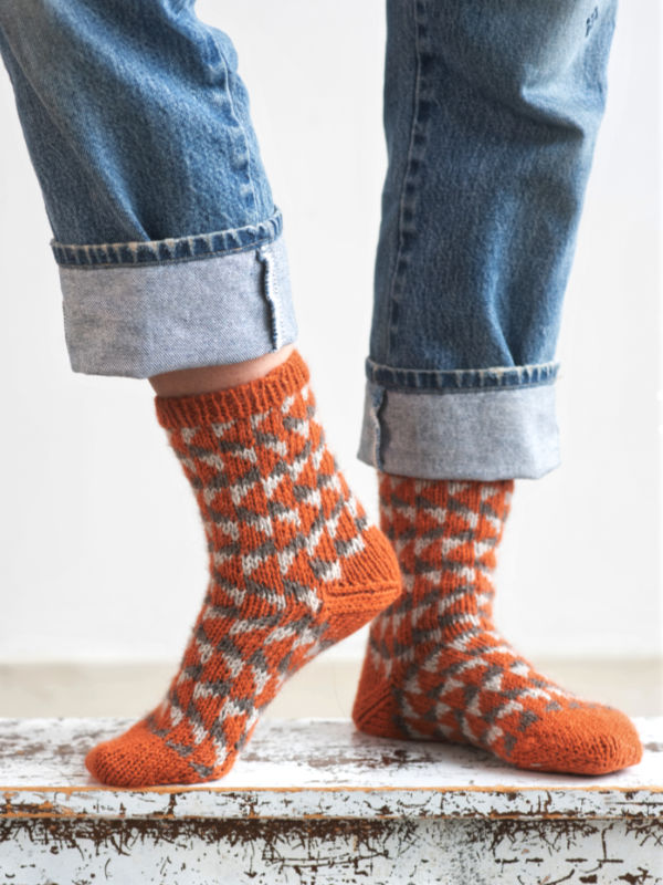 Free Knit Pattern for Patterned Warm Socks