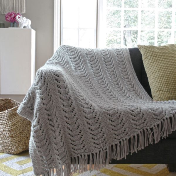 Free Knit Pattern for a Cable Illusion Pattern
