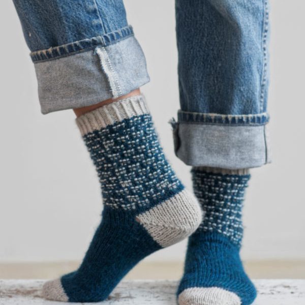 Free Knitting Pattern for 2 Color Socks