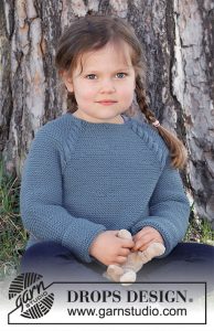 Free Knitting Pattern for a Child’s Raglan Jumper