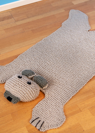Free knit pattern for a bear rug