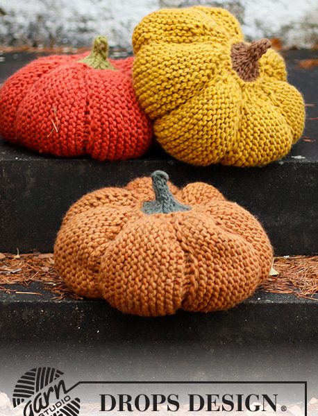 Free Knitting Pattern for a Knitted Pumpkin Pillow