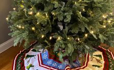Free Knitting Pattern for a Reindeer Tree Skirt