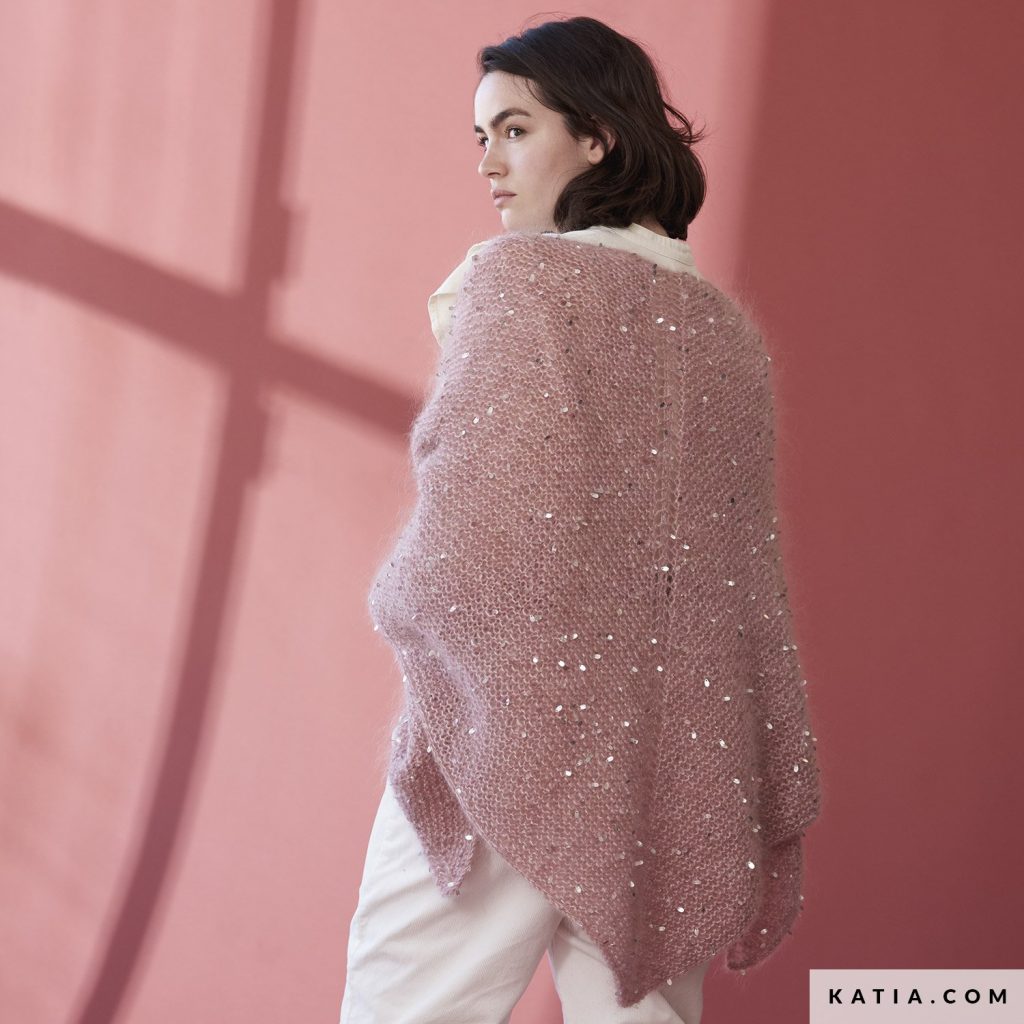 Free Oversized Triangular Shawl Knitting Pattern