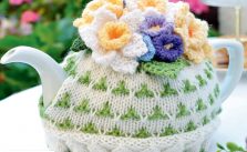 Knitting Pattern for a Flower Topped Tea Cosy